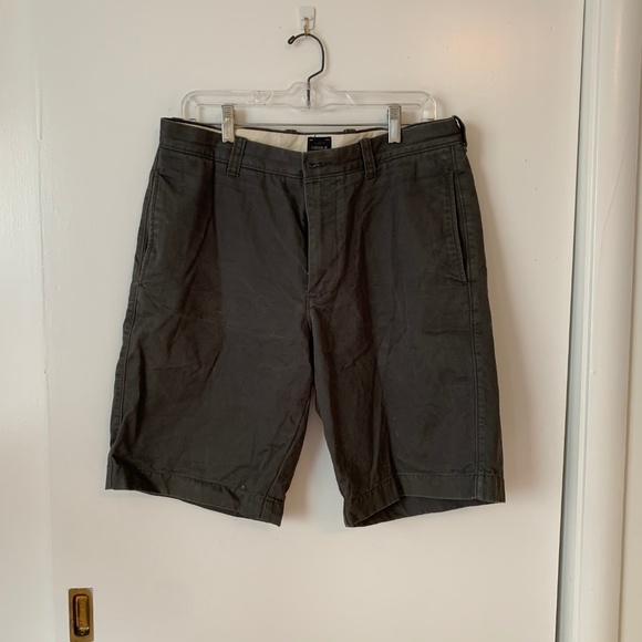 J.Crew Short | Men's Shorts Khakis (32W) - Picture 1 of 5